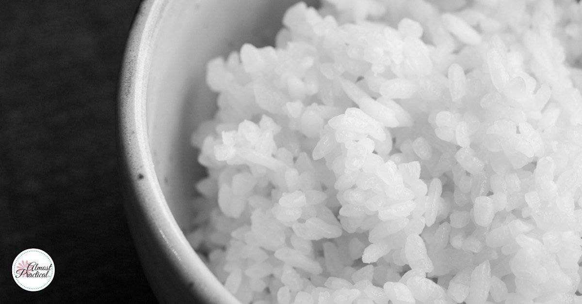 Did you try to make Instant Pot rice, only to find that the color was slightly gray? No need to worry - this is why.