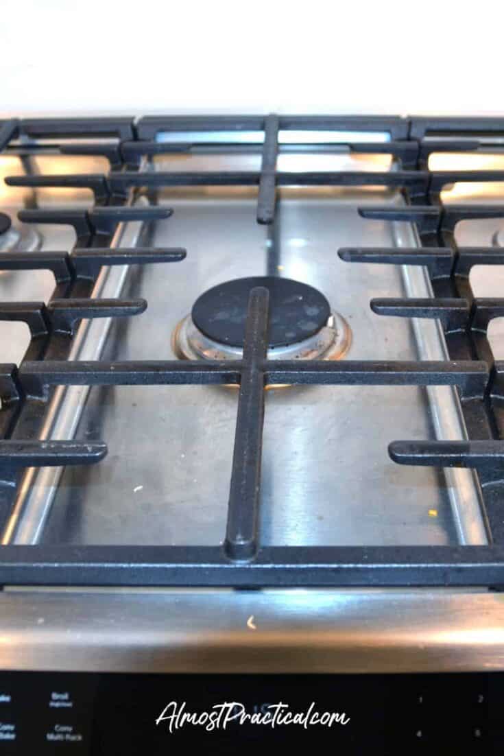 How to Clean a Gas Stovetop and Gas Stove Grates