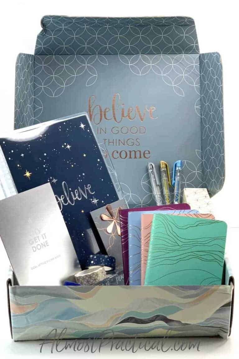 Erin Condren Winter Seasonal Surprise Box 2020 – Spoiler and Unboxing