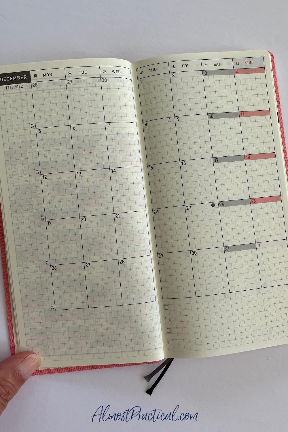  Hobonichi Techo Weeks [English/Tall and Slim Size